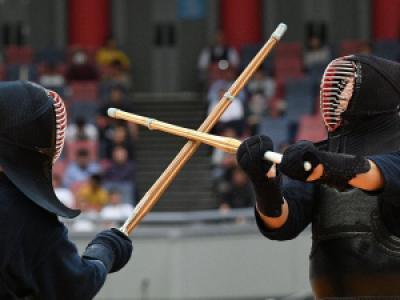 差し戻し対応済み0519【特別剣道】南小卒団生が教える！ ここぞという時のサーブ方法！ image